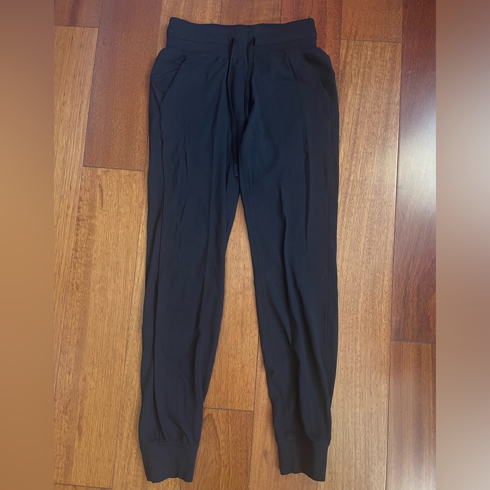 Lululemon Black Stretch Joggers - size 2